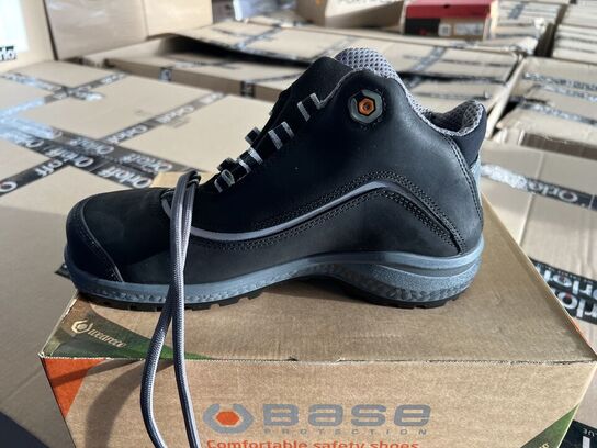 Arbejdssko BASE CA-B0873-CWA str. 42