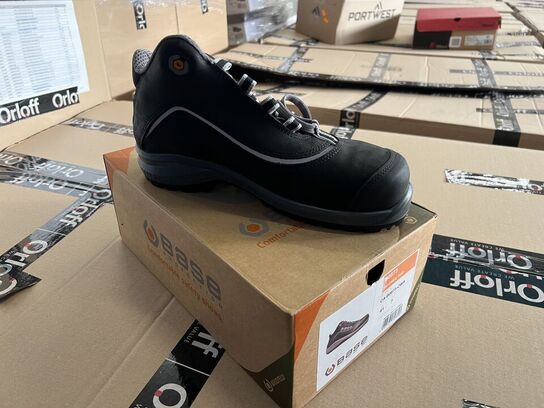 Arbejdssko BASE CA-B0873-CWA str. 41