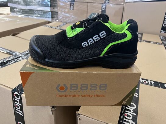 Arbejdssko BASE CA-B0822-CWE str. 47
