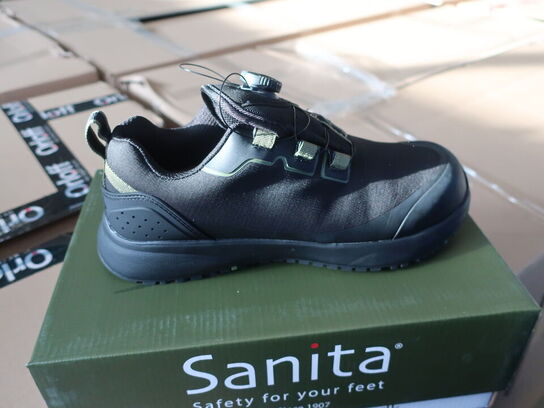 Orloff *Del 7 - Arbejdssko fra NEW BALANCE, MONITOR, GRISPORT m.v.*