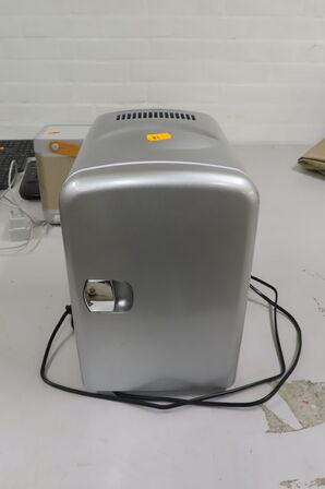 Minikøleskab BILTEMA