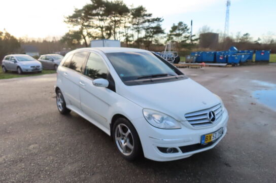 Mercedes-Benz B