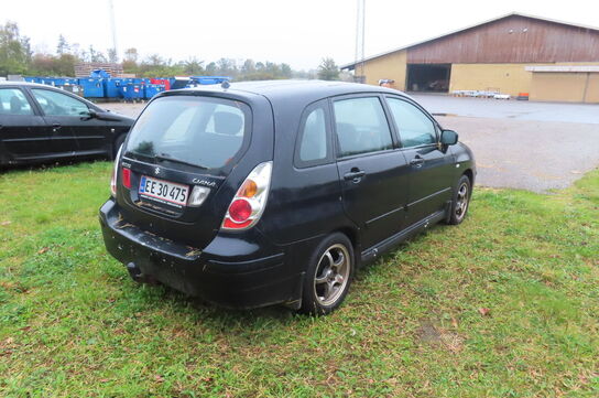 Suzuki Liana