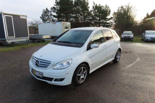 Mercedes-Benz B