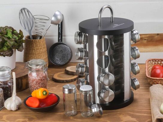 Kryderisæt med 16 kryderiglas og roterende stander.