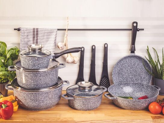 Grydesæt, 15 dele, også til induktion. 1,3 - 6,8 liter.
