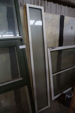 3 stk. Vinduer & 1 stk. dør OUTLINE