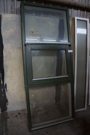 3 stk. Vinduer & 1 stk. dør OUTLINE