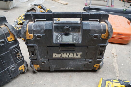 2 stk. Arbejdsradio DEWALT DWST-181076-OW