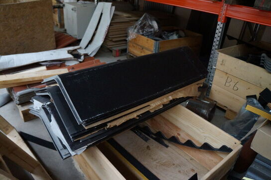 3 fags pallereol med indhold af diverse teglsten mv.