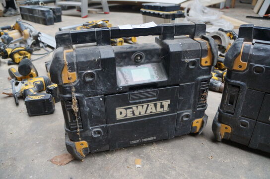 2 stk. Arbejdsradio DEWALT DWST-181076-OW