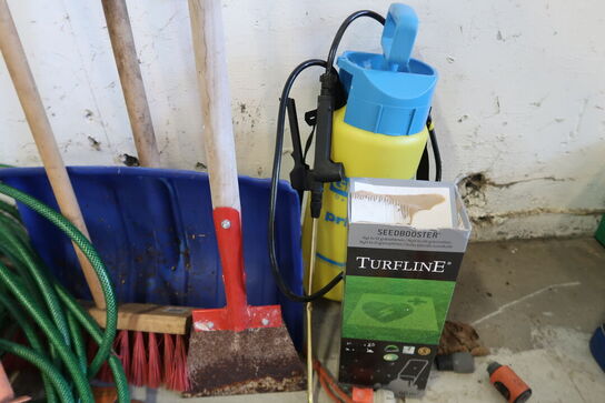 Diverse haveredskaber 