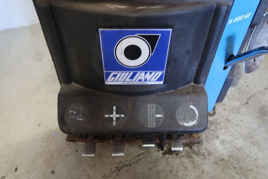 Dækmaskine, Giuliano S222GT 