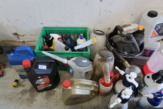 Stort parti forbrugsvarer til biler 