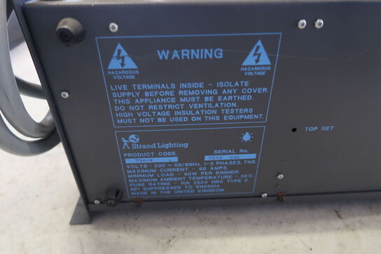 Strømfordeler med 12 udtag 