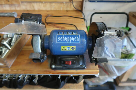 Værkstedsbord med indhold 