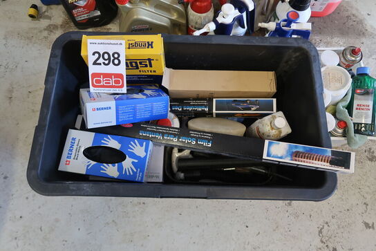 Stort parti forbrugsvarer til biler 