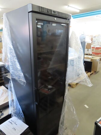 Vinkøleskab TEFCOLD CPV1380E
