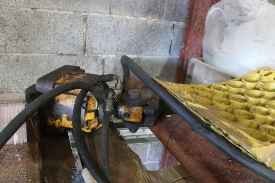 Palle med hydrauliskværktøj