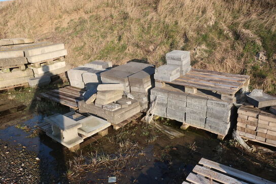 Bigbags, tagplader, div. Sten, fliser, tagplader m.m.