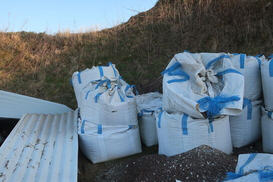 Bigbags, tagplader, div. Sten, fliser, tagplader m.m.