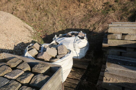 Bigbags, tagplader, div. Sten, fliser, tagplader m.m.