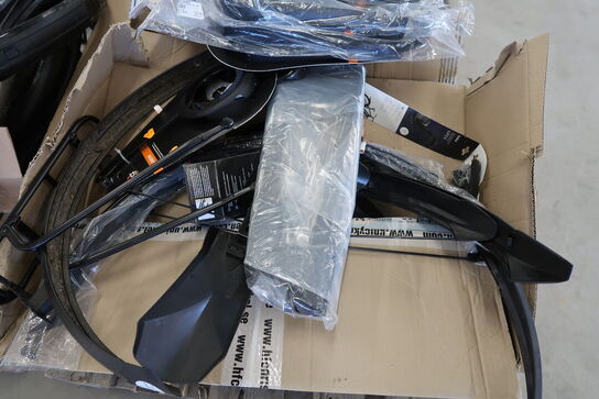 2 paller med hjulskærme, kædeskærme, cykelkurve m.m.