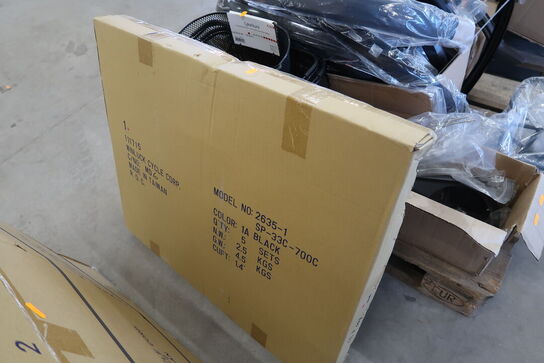 2 paller med hjulskærme, kædeskærme, cykelkurve m.m.