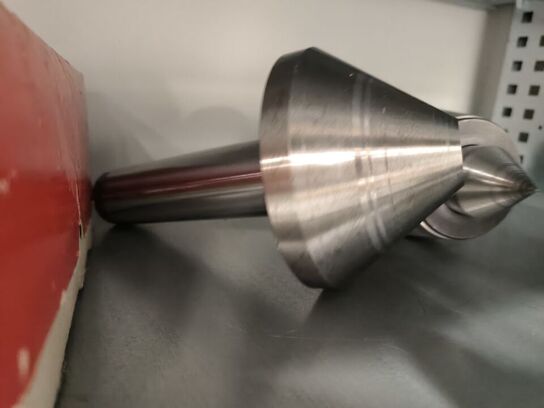 Værktøj & tilbehør til drejebænk bl.a. RÖHM