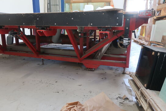 Skærebord (Oplyst defekt og kun brugt som "knækkebord")