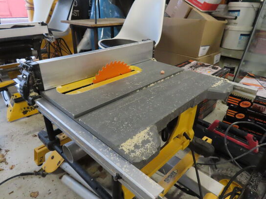 Bordrundsav DEWALT DWE7485-QS