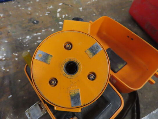 Nivilleringsapparat THEIS