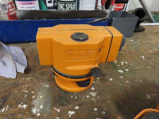Nivilleringsapparat THEIS