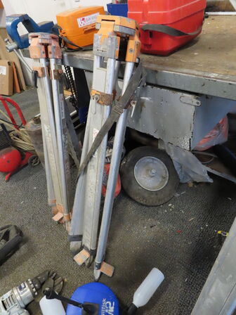 Nivilleringsapparat LEICA