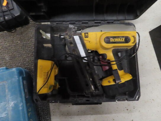 2 stk. el-værktøj DEWALT & MAKITA