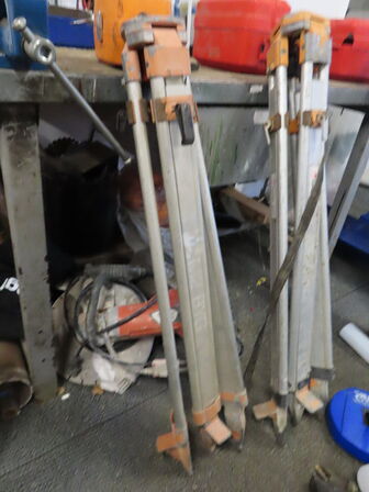 Nivilleringsapparat THEIS