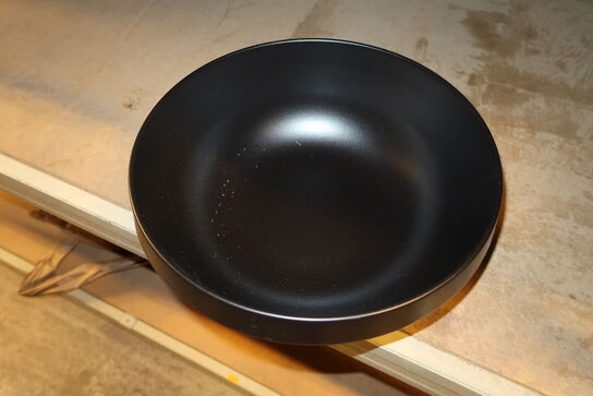 1 stk. Skål sort D355 x H130 mm 7 ltr Emile Henry