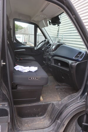 Varebil IVECO 35s18 3,0 WB4100 Aut.