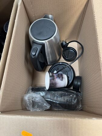 Kaffemaskine NESPRESSO inkl. PHILIPS el-kedel