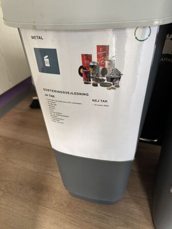 4 stk. affaldssortering i plast og metal