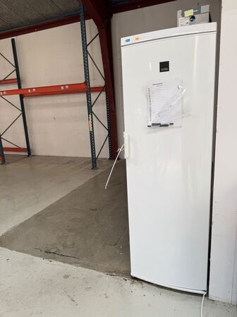  Køleskab ZANUSSI