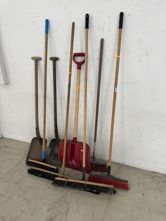 Diverse haveredskaber