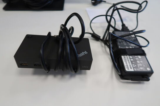 Lenovo ThinkPad USB 3.0 Ultra Dock 90W 40A8