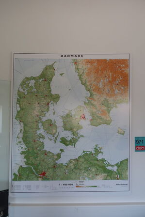 Danmarkskort i tykt pap- 118x140 cm 