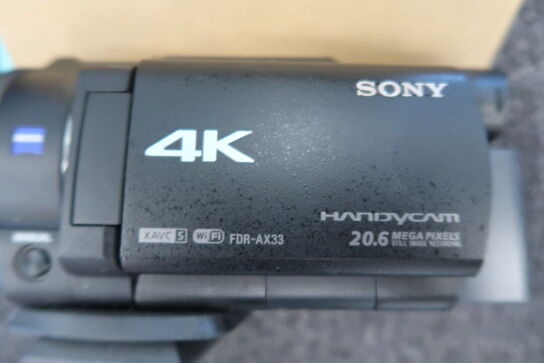 Sony Handycam FDR-AX33