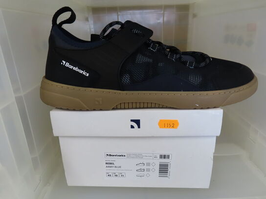 Sko BAREBARICS - str. 45