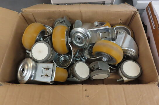 kasse med møbelhjul