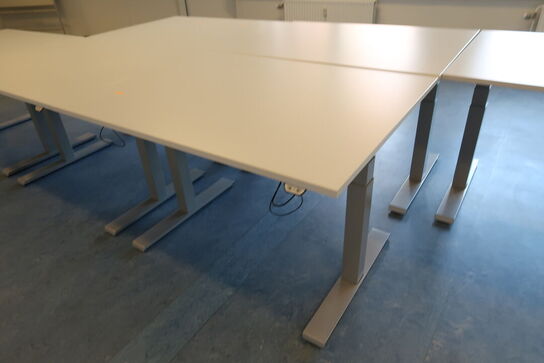 El. hæve/sænke skrivebord KINNARPS