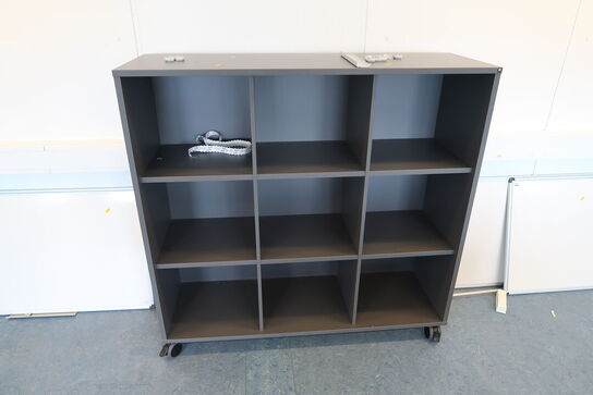 3 stk. skabe HOLMRIIS samt reol HOLMRIIS