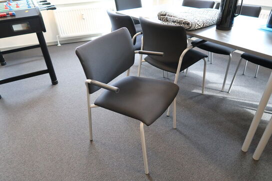 4 stk. mødeborde HOLMRIIS Ergomade med 20 stk. mødestabelstole BEJOT